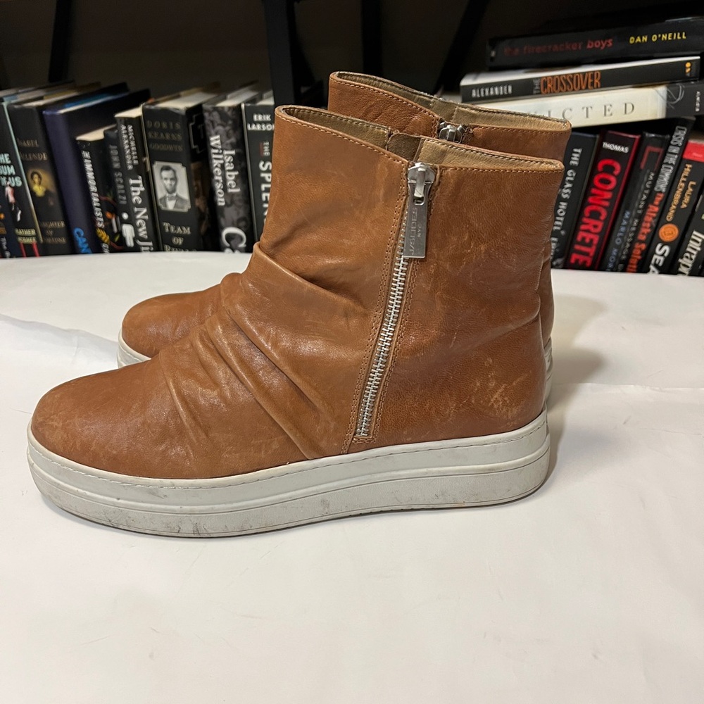 J/Slides NYC Tina Distressed Platform Hightop Sneakers | Size 8.5 | Warm Tan